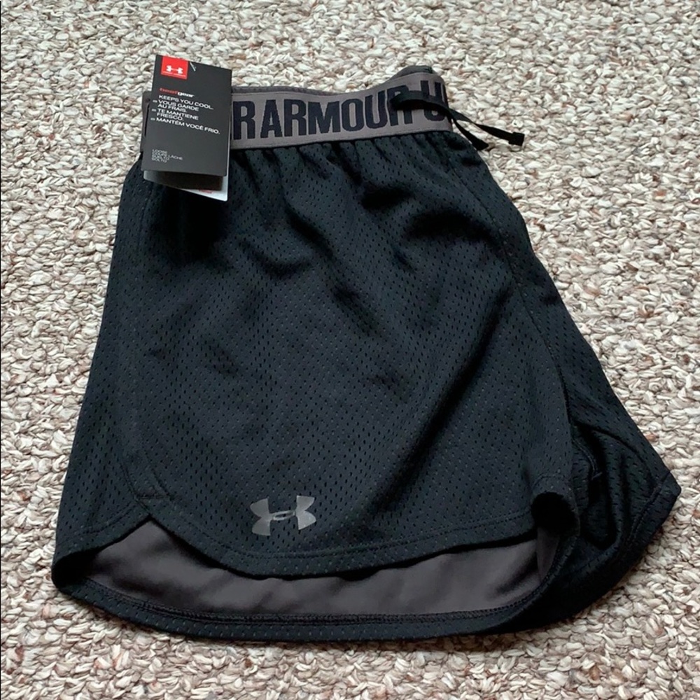 NWT UA SHORTS